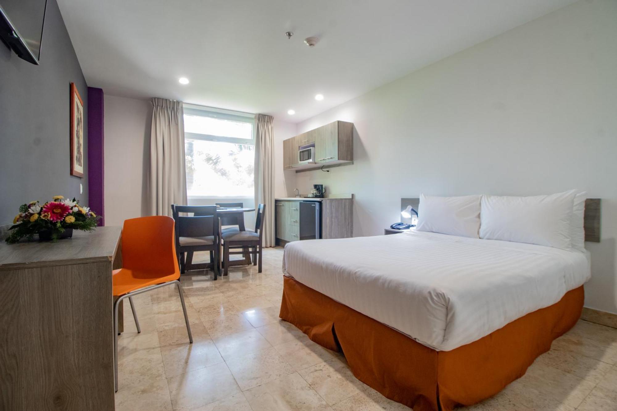 Memora Hotel & Villas Chapala Exteriör bild